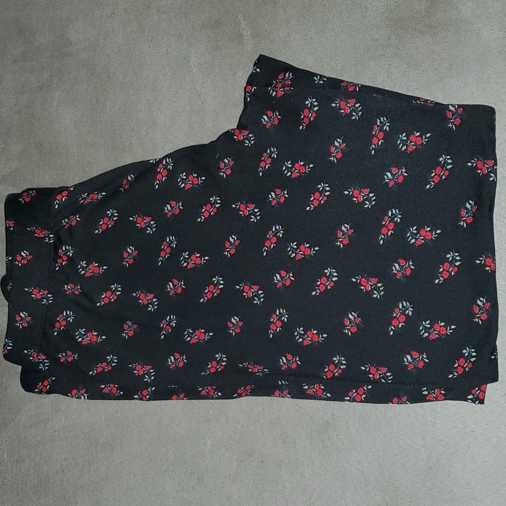 Fashion Nova, 1x, Floral Leggings, Black/Red/Green